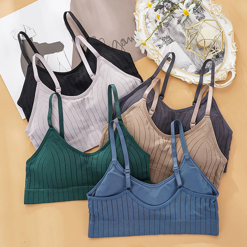 Kit com 3 Tops Femininos Sem Costura - Bralette Sem Fio, com Bojo, Ideal para Esporte, Lingerie ou Uso Diário